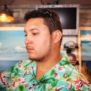 Meet your Posher, Christian